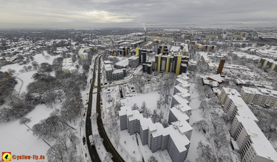 04.12.2021 - Karl-Marx-Ring und Marx-Zentrum in Neuperlach